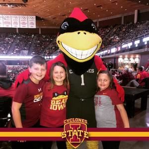 Meet your Posher, Megan